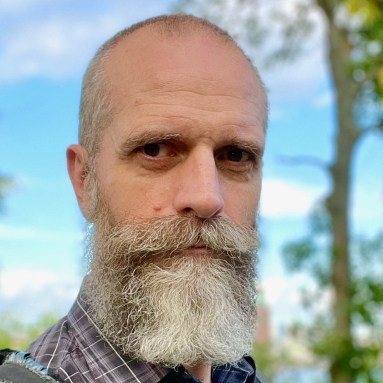 Porträttbild av Alan Davidson