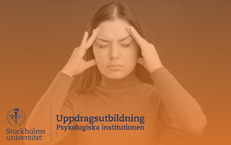 Kvinna med migrän.
