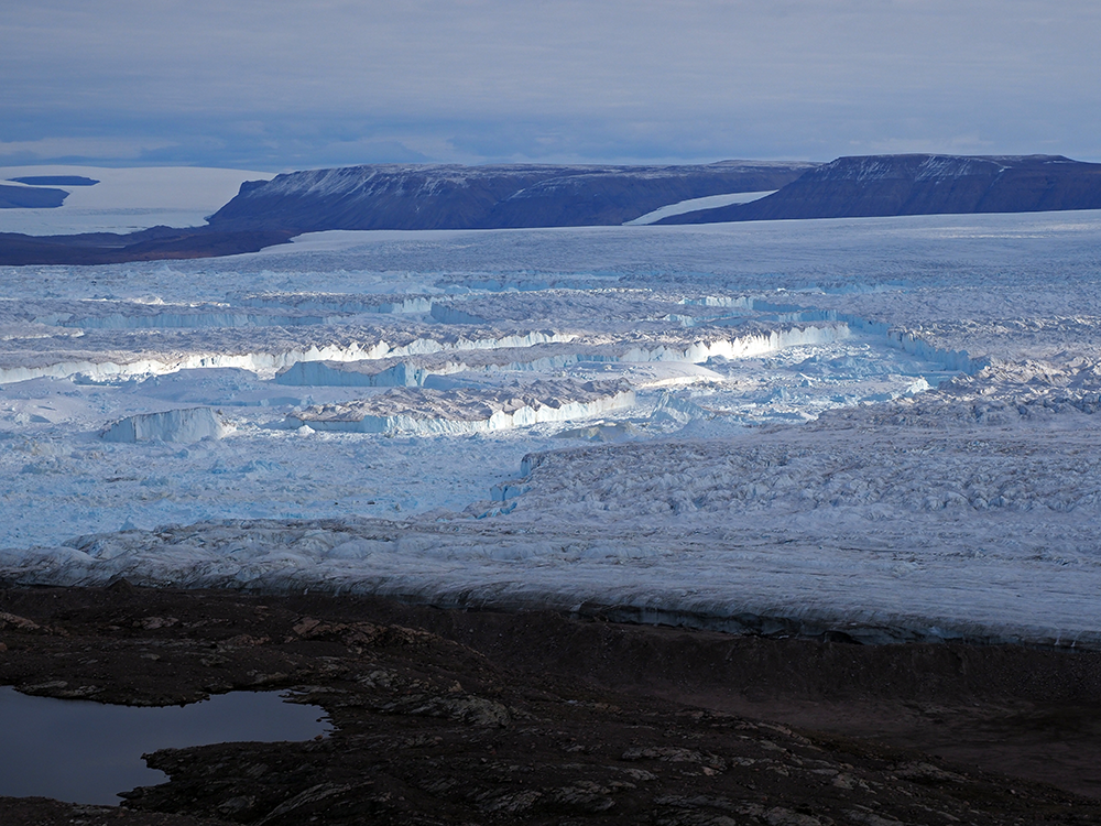 C.H. Ostenfeld Gletsjer, one of three major outlet glaciers draining northern Greenland.