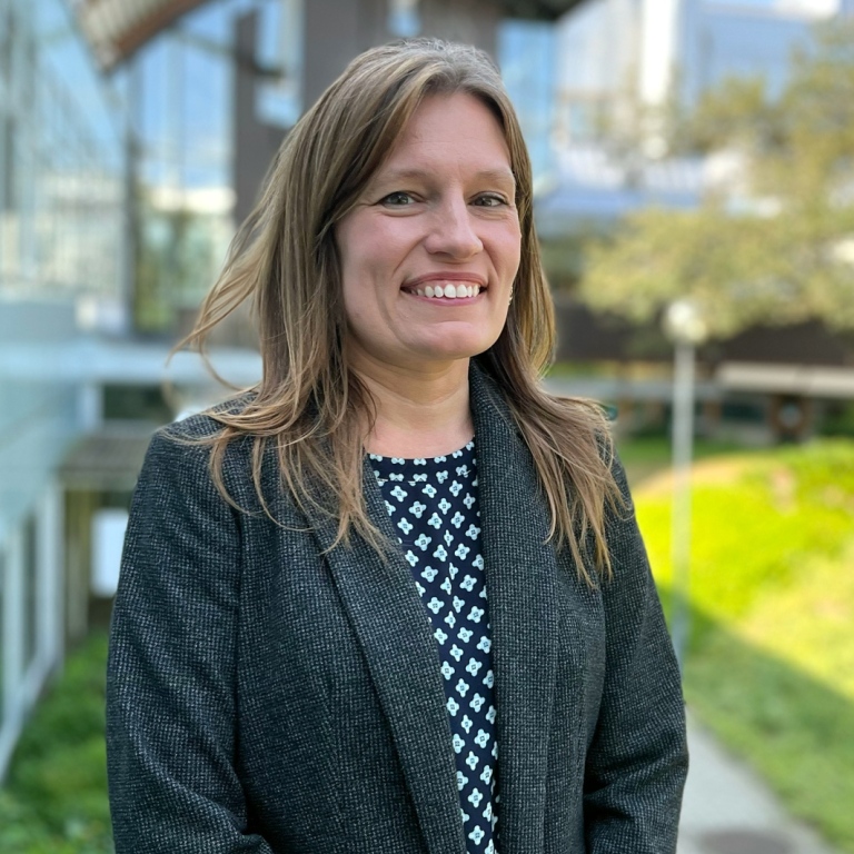 Portrait photo of Cassandra Engeman.