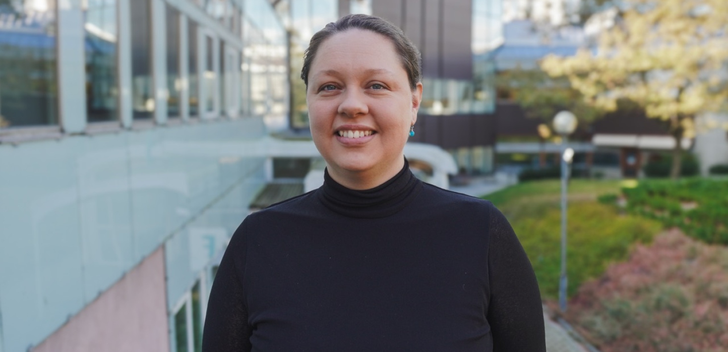 Portrait photo of Ylva Moberg.