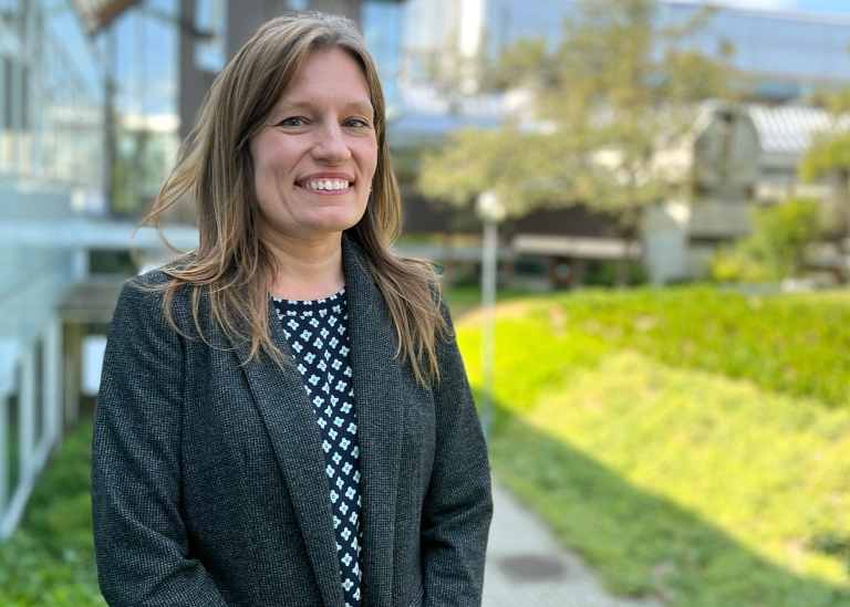 Portrait photo of Cassandra Engeman.