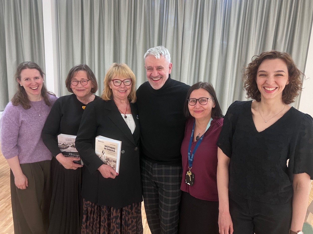 Photo: Elza Mankopa (interpreter), Kristīne Čakste (one of the descendants of the deportees), Dzintra Geka (author and film director), Mārtiņš Vilsons (born in Siberia), Signe Rirdance (PhD student, Stockholm University), Zane Šipkēviča (Embassy of Latvia).
