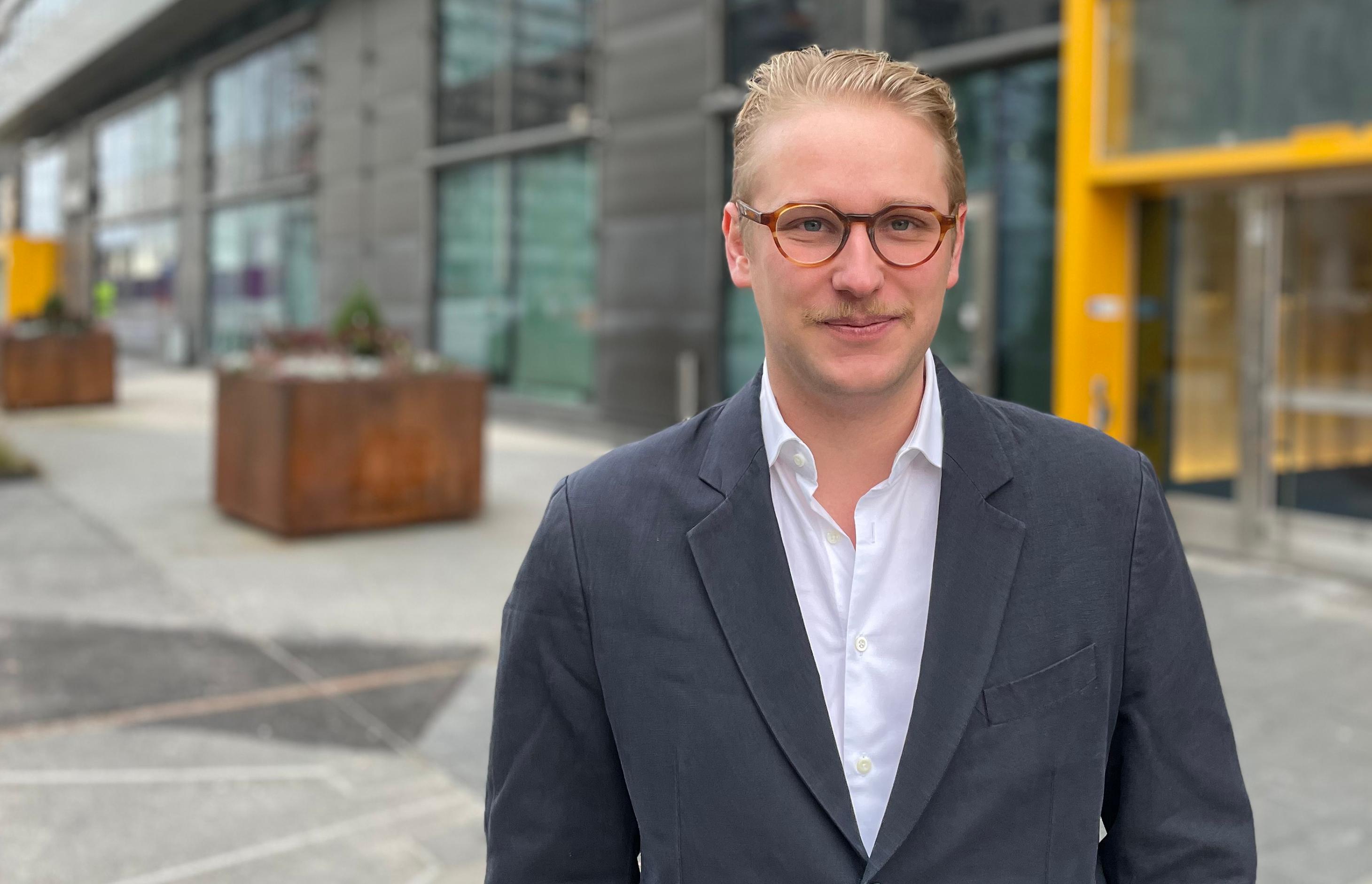 Porträttbild Kasper Karlgren, Institutionen för data- och systemvetenskap.