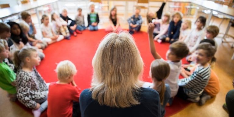 Pre-school children i ring