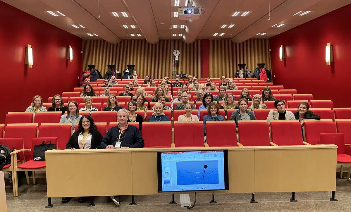 Ett 70-tal kemilärare deltog när Karlstads universitet bjöd in till Fortbildningsdagarna 2025 (Foto: Erika Lindbom Sierakowiak).