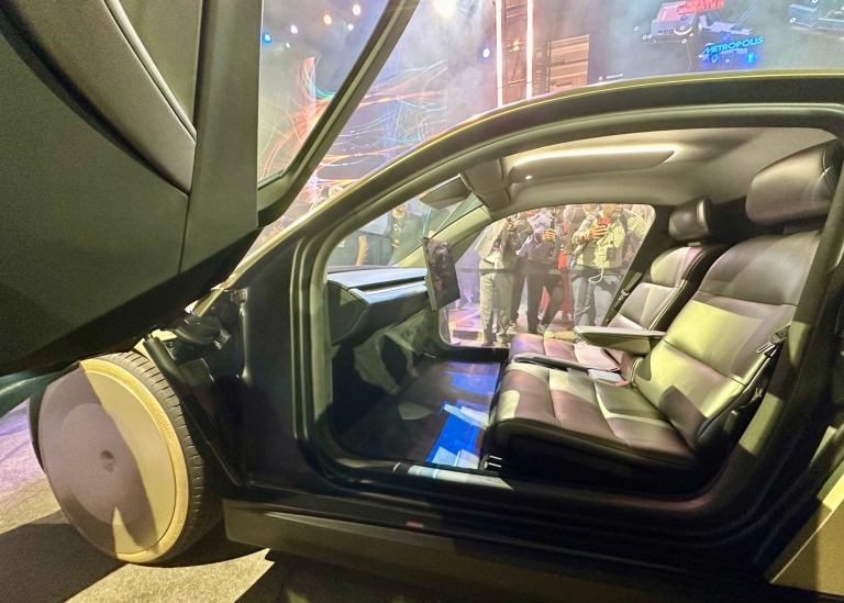 Insidan av en självkörande Tesla