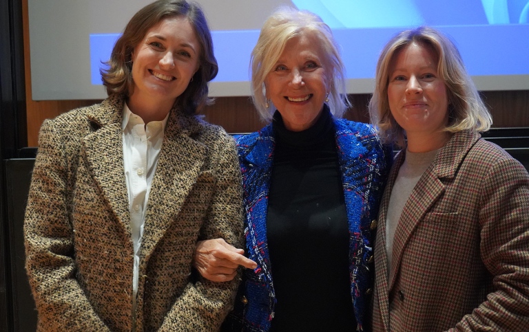 Filippa Dracke von Euler, Li Malmström och Filippa Drakander. Foto: Maria Stoetzer