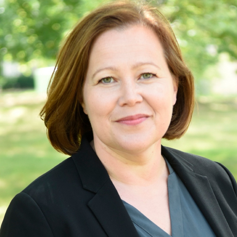 Porträttbild på Elina Druker