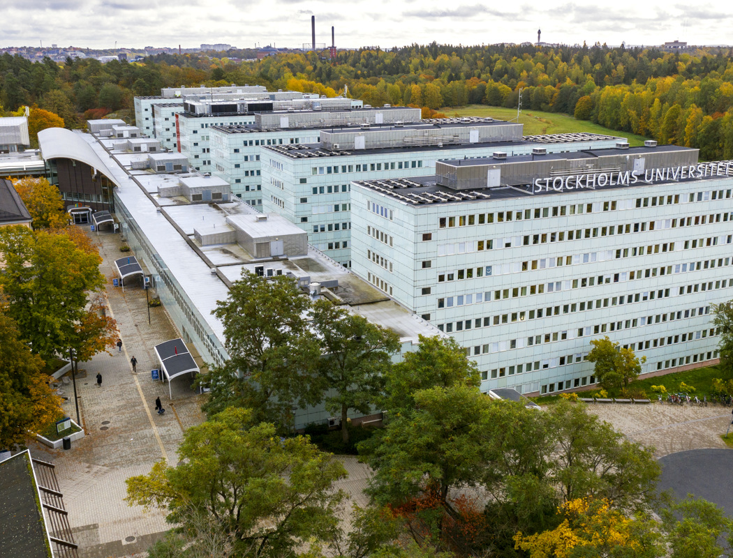 En flygbild av SU Frescatis Södra husen