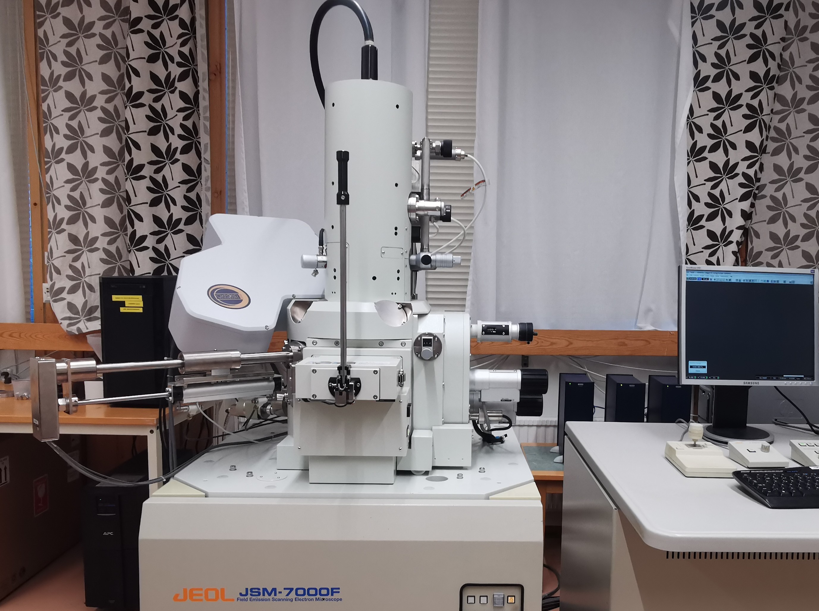 JSM 7000F SEM