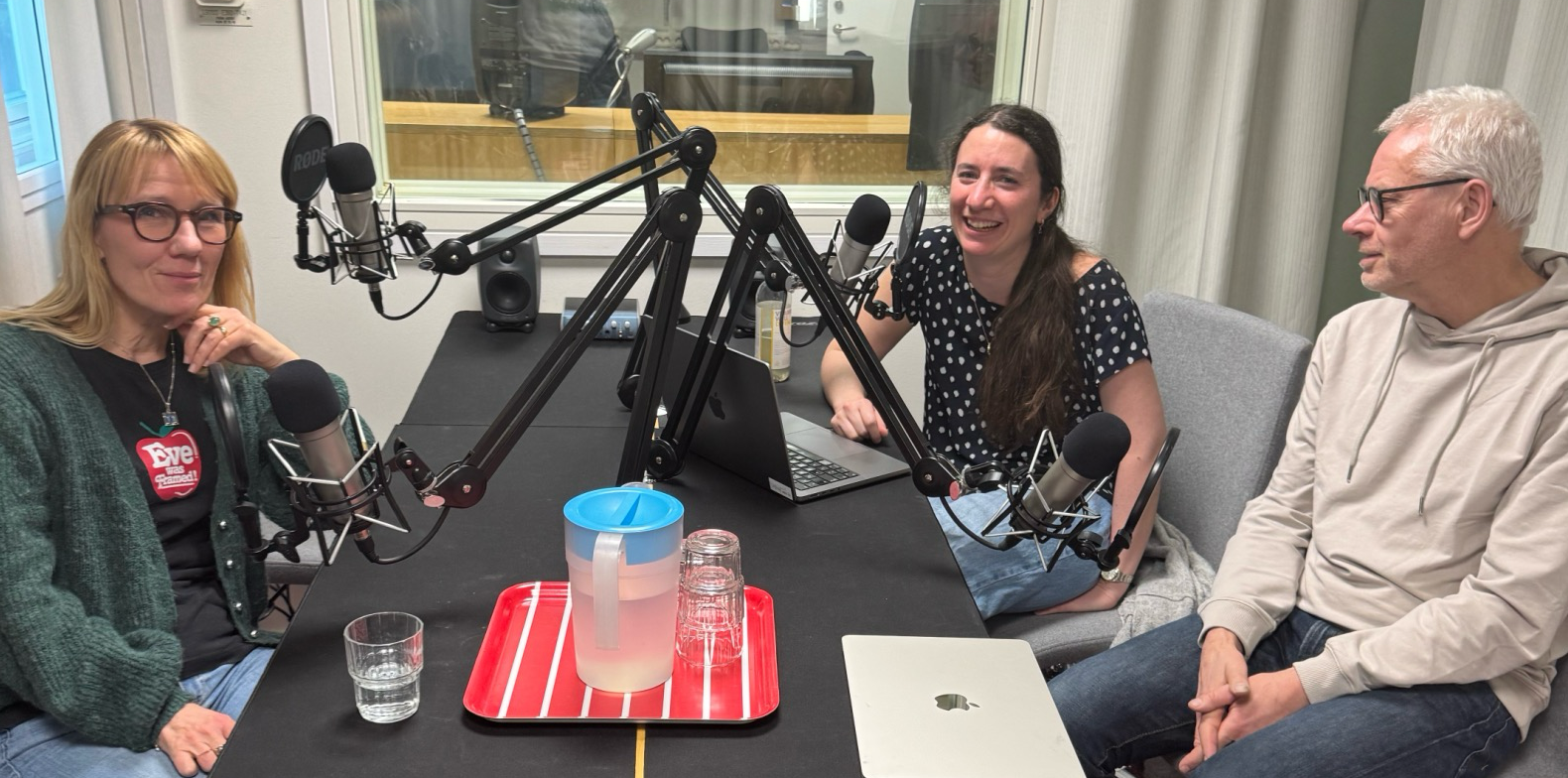 I studion: Maria Josephson, Sandra Tamm och Mats Lekander.