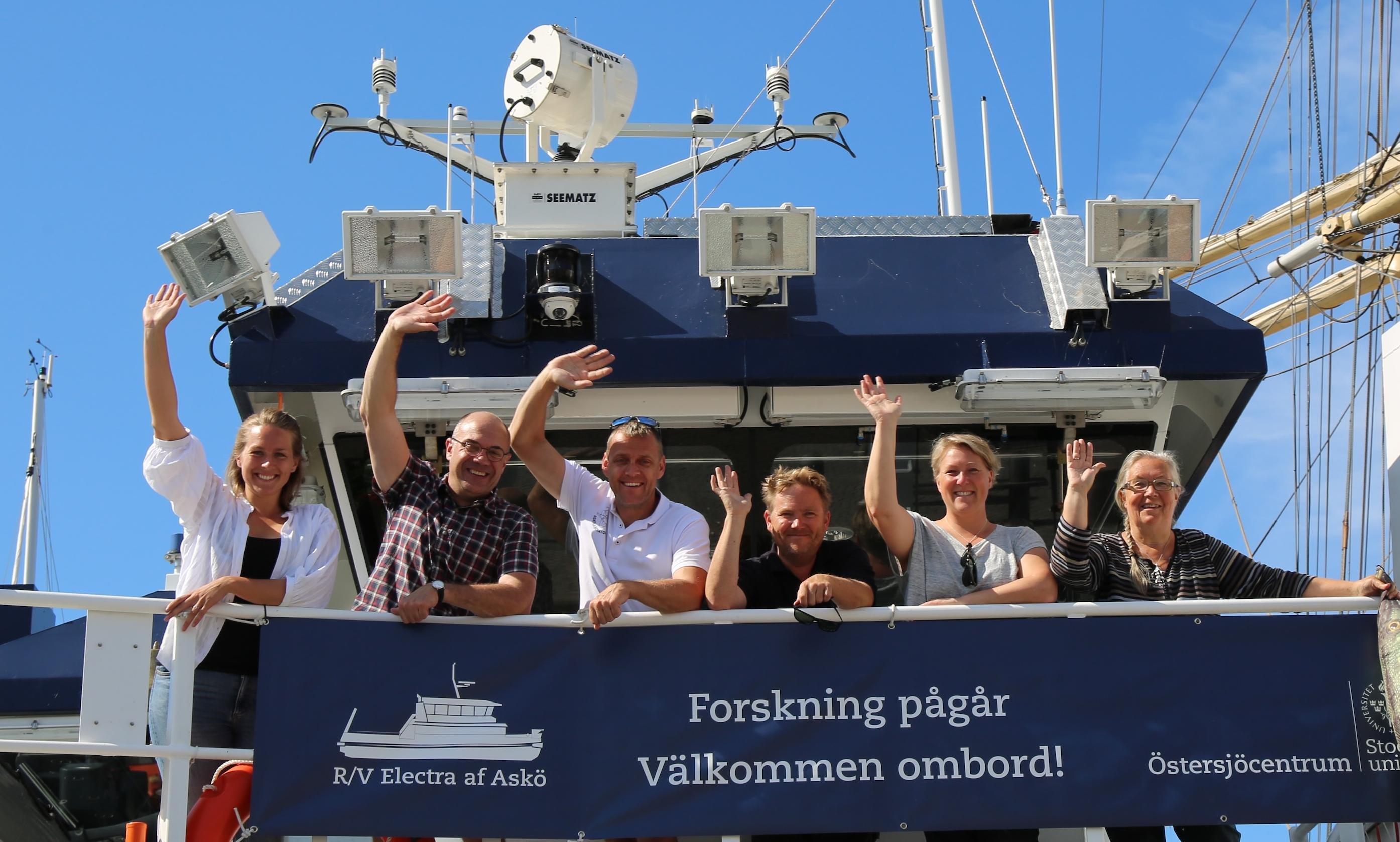 Two skippers and employes at the Baltic Sea Centre are out sampling in the Baltic Sea.