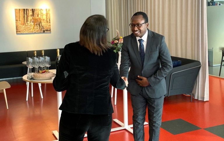 Teresa Cerratto-Pargman och Gerard Nyiringango, Institutionen för data- och systemvetenskap, DSV.