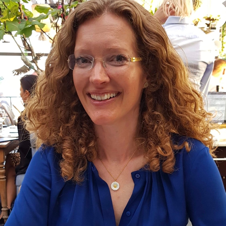 Porträttbild på Jessica Östberg