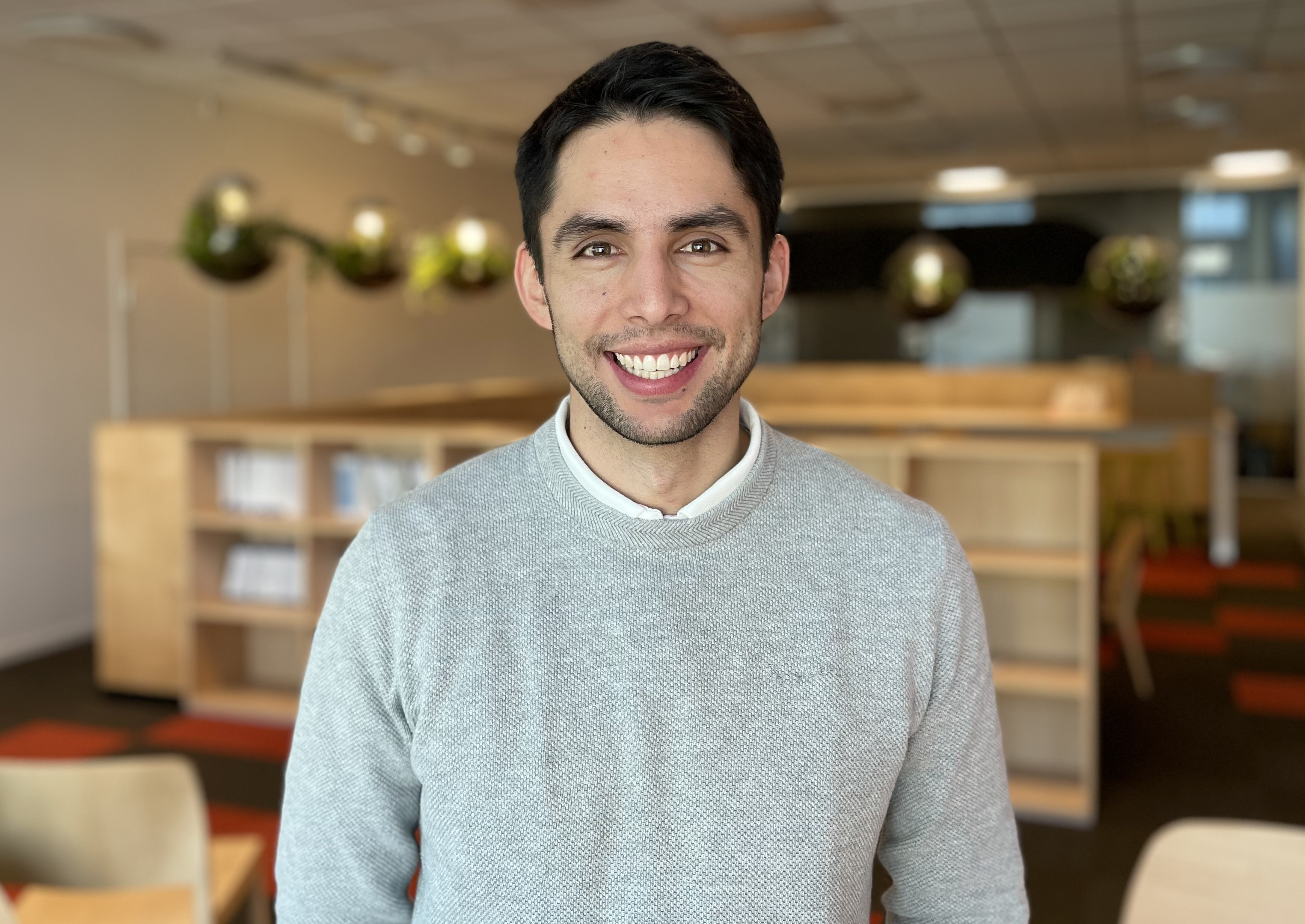 Porträttfoto: Luis Quintero, DSV vid Stockholms universitet.