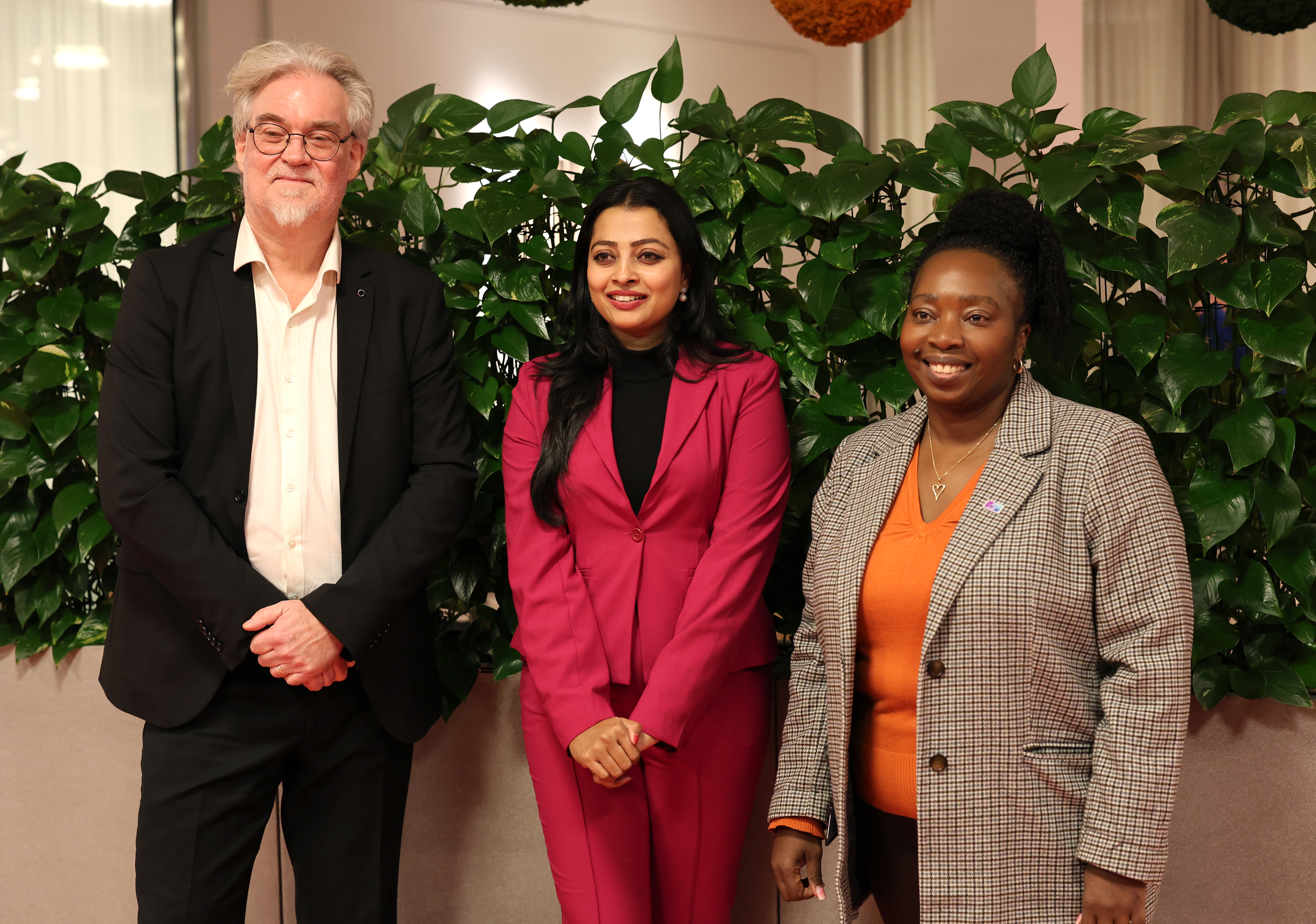 Henrik Hansson, Thilini De Silva and Caroline Wamala Larsson, DSV.