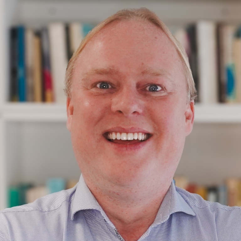 Photo of Rense Nieuwenhuis, smiling