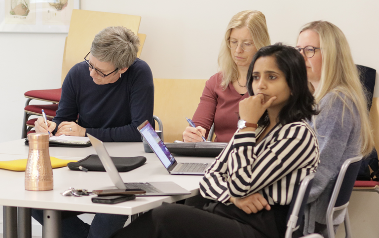 Participants at Nathalie Sinclairs visit