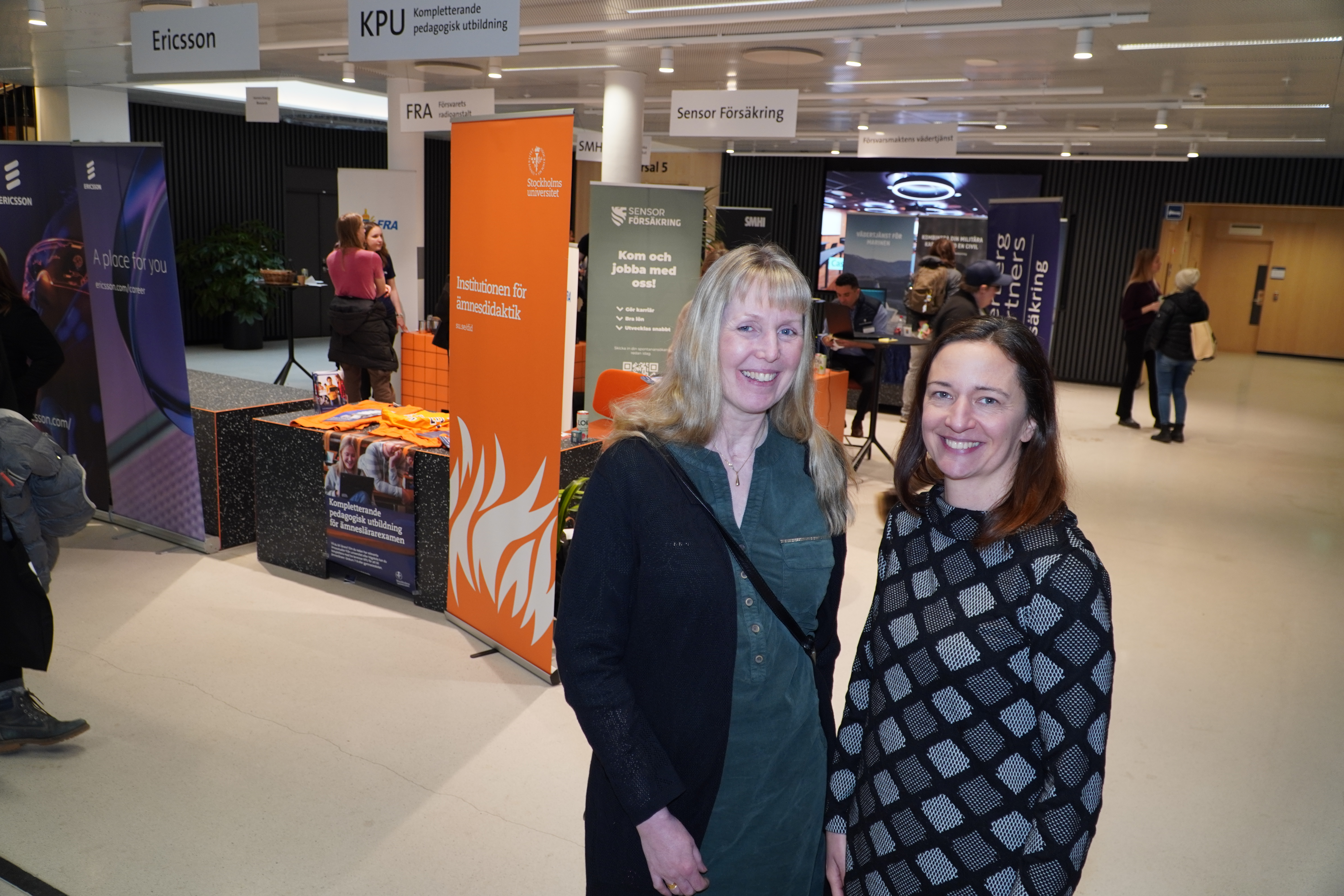 Helena Thostrup och Greta Arvidieu
