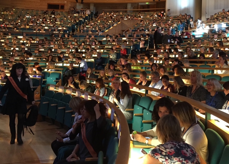 Deltagare i ett fullsatt Aula Magna