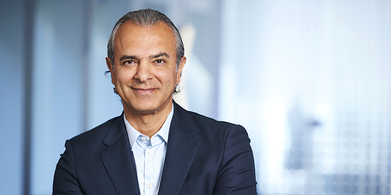 Årets huvudtalare Vahid Zohali, vd för IBM Sverige.