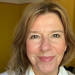 Porträttbild av Cecilia Schwartz