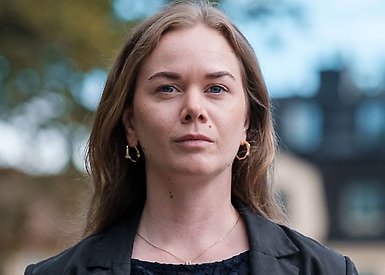 Porträttfoto på Signe Svallfors