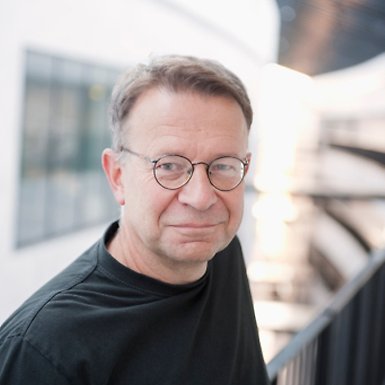 Professor Anders Karlhede
