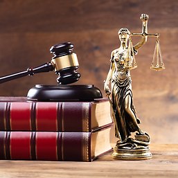 Fru Justitia
