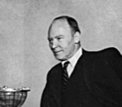 CG Rossby i kostym.