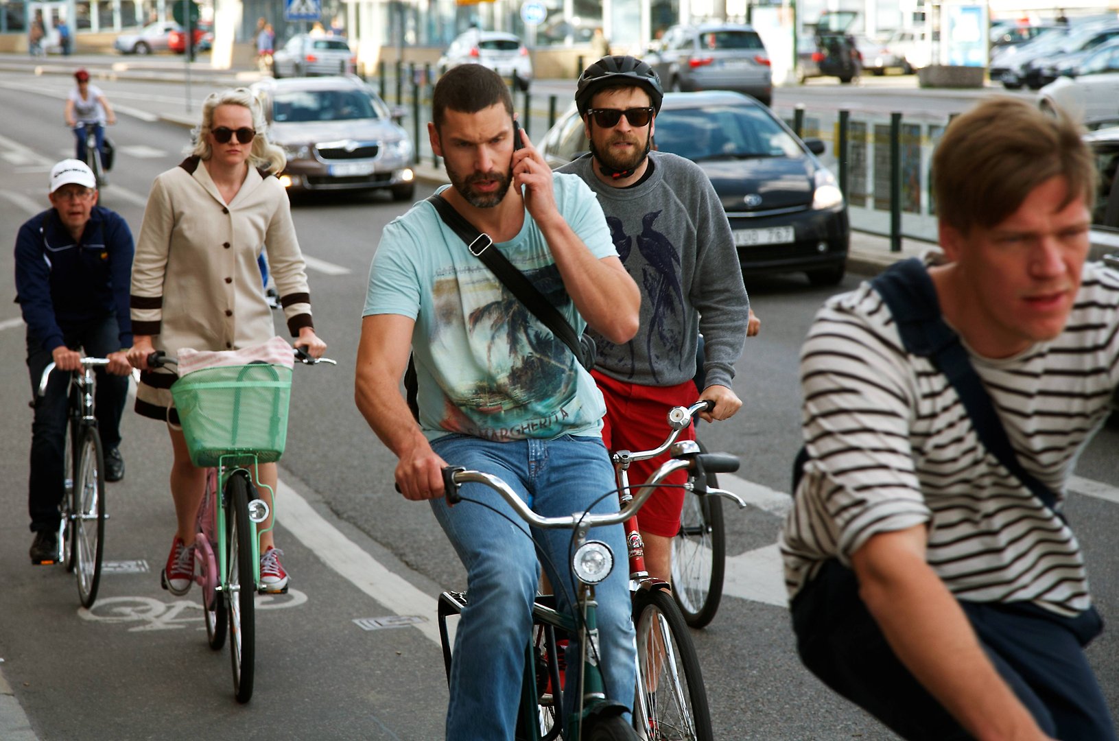 Cyklister i trafiken.