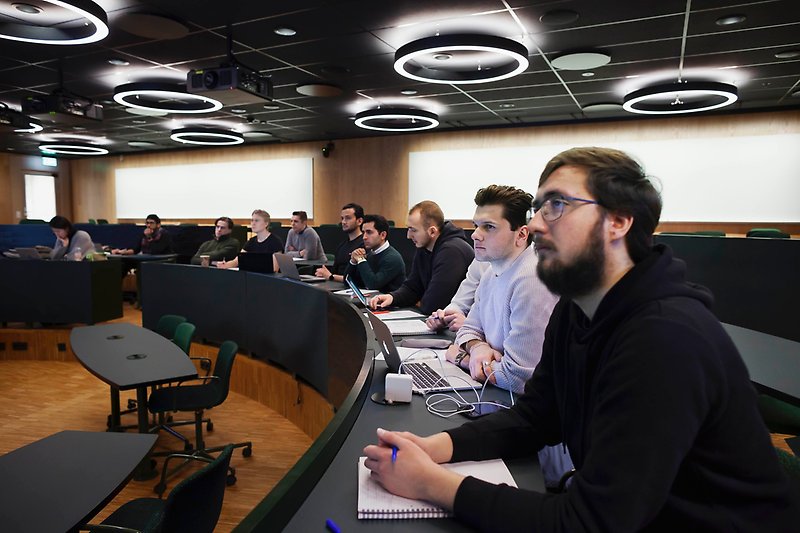 Publik i föreläsningssal i Albano.