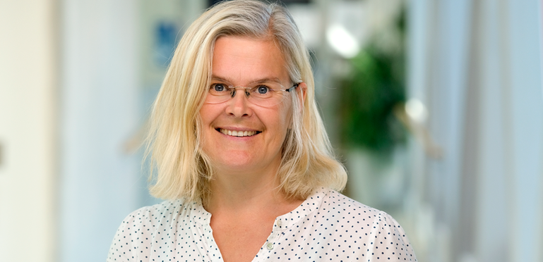 Lovisa Sumpter.