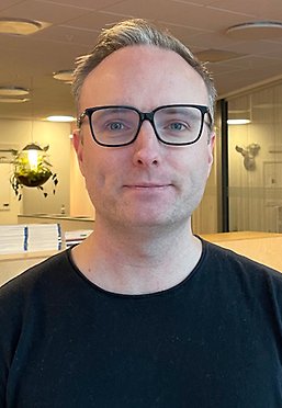 Porträttbild David Söderström, koordinator för kandidatprogrammet i spelutveckling på DSV.