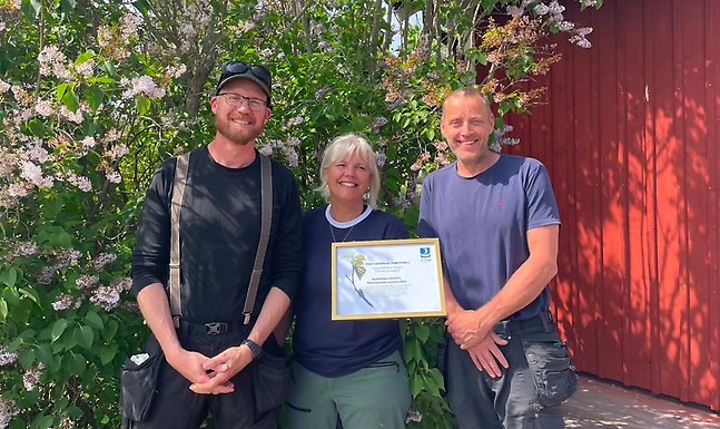 From left: technician Henrik Andersson, station manager Eva Lindell, and R/V Electra's ship Master Thomas Strömsnäs. Photo: Askö Laboratory