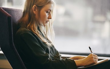 studerande på campus