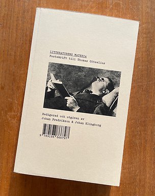 Omslaget till Litteraturens materia.