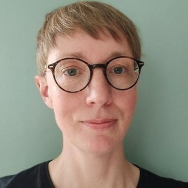 Porträttfoto på Veronica Anjou