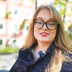 Studenten Reetta går Pedagogik, ledarskap och kommunikation