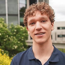 Leonardo studerar matematik