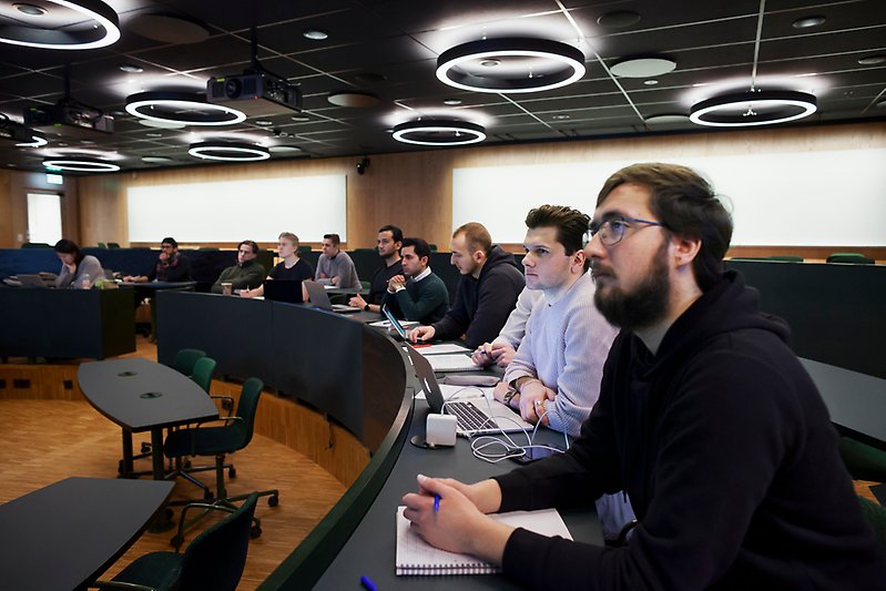 Lecture in Albano.