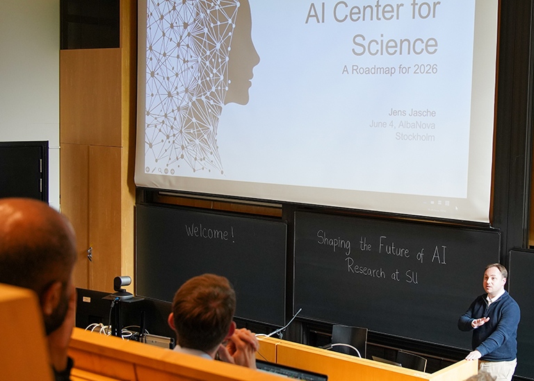 Jens Jasche opening speech during the AI Center for science planning session.